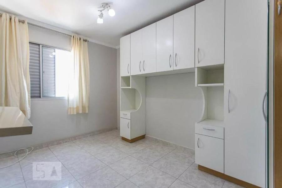 Apartamento à venda com 2 quartos, 70m² - Foto 19