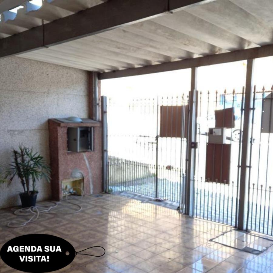 Sobrado à venda com 3 quartos, 120m² - Foto 1