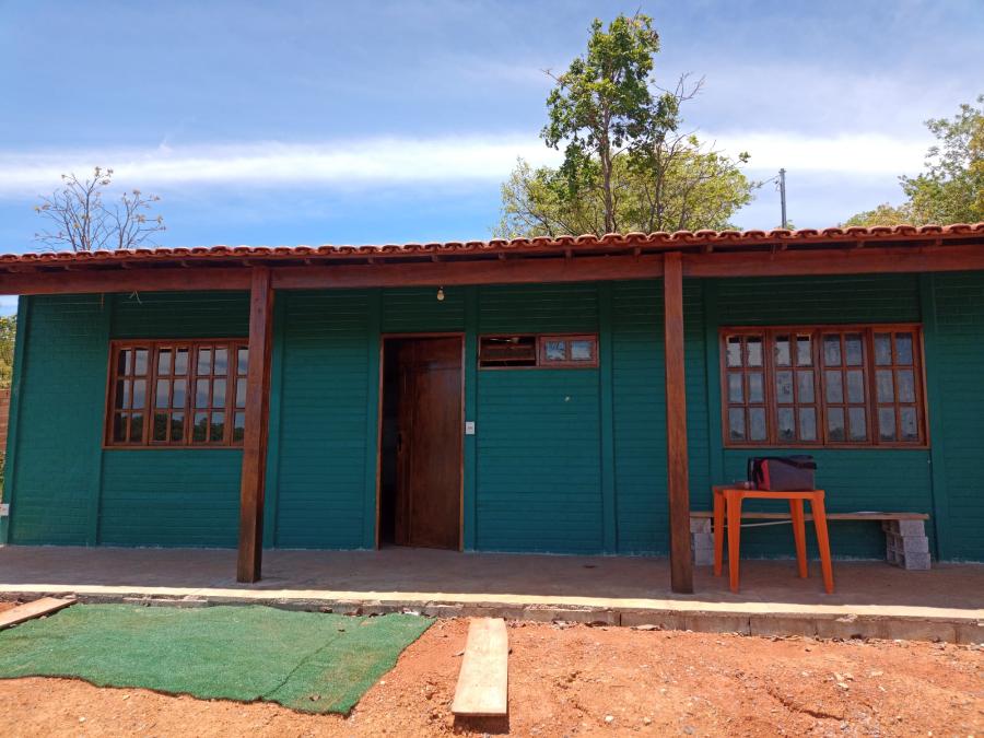 Casa de Condomínio à venda com 3 quartos, 1000m² - Foto 1