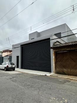 Galpão para Venda por R$3.200.000,00 e Aluguel á R$15.000,00/Mês com 440m², 1 sala, 3 banheiros e 3 vagas - Pq boturussu, São paulo / SP