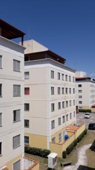 Apartamento para Venda por R$200.000,00 com 60m², 3 dormitórios, 1 vaga e 1 banheiro - Vila virgínia, Itaquaquecetuba / SP