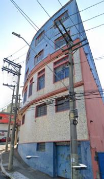 Ponto Comercial para Venda por R$3.000.000,00 com 1350m², 6 vagas, 4 banheiros e 1 cozinha - Mauá, São caetano do sul / SP