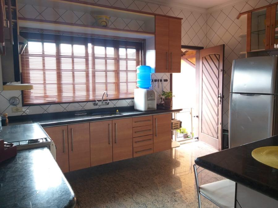 Casa, 3 quartos, 270 m² - Foto 6
