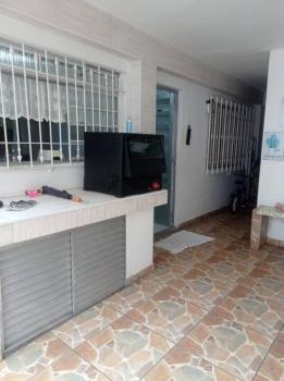 Casa para Venda por R$1.000.000,00 com 300m², 2 dormitórios, 2 suites e 4 vagas - Vila constancia , São paulo / SP