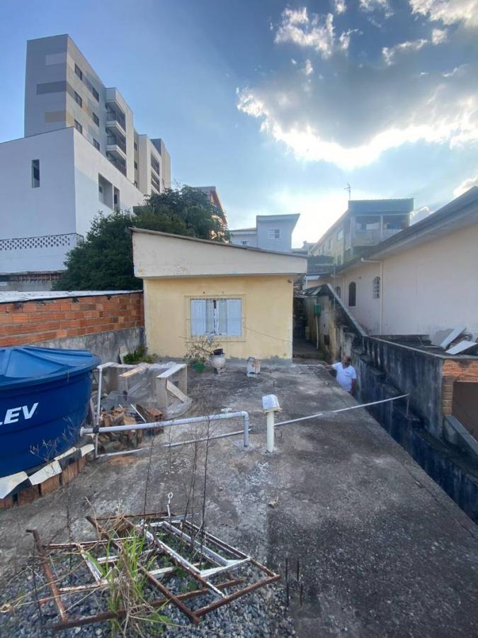 Casa, 1 quarto, 204 m² - Foto 1