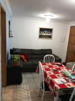 Apartamento para Venda por R$170.000,00 com 45m², 2 dormitórios, 1 vaga e 1 banheiro - Vila silvia, São paulo / SP