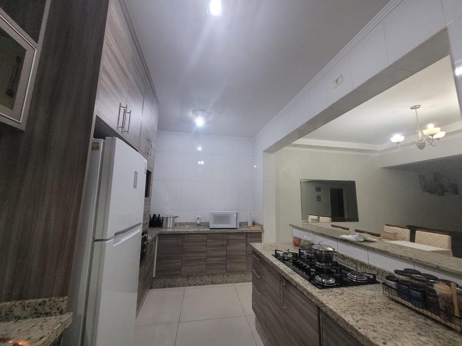 Casa, 3 quartos, 256 m² - Foto 9