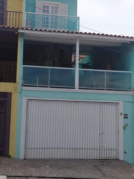 Sobrado para Venda por R$750.000,00 com 3 dormitórios, 1 suite e 2 vagas - Parque boturussu, São paulo / SP