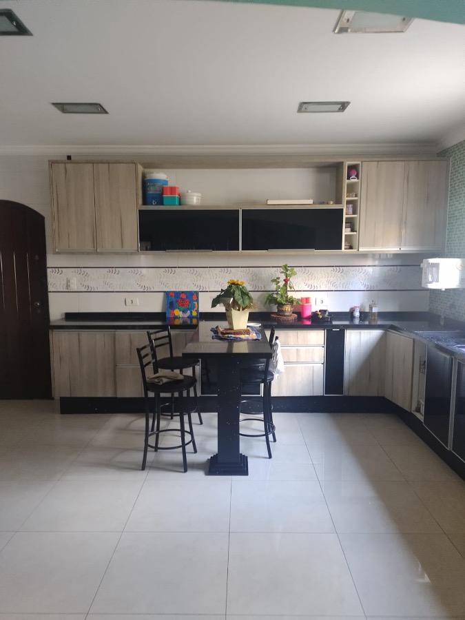 Casa, 3 quartos, 200 m² - Foto 13