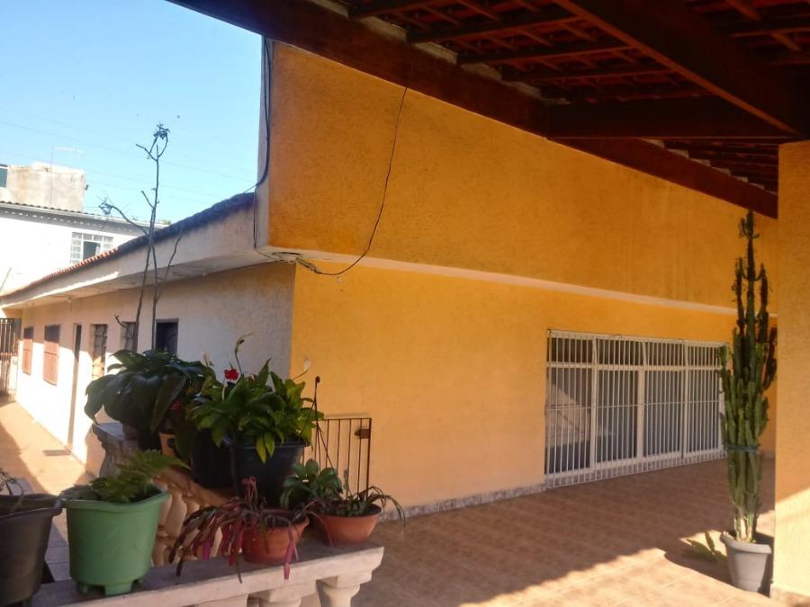 Casa, 3 quartos, 207 m² - Foto 2