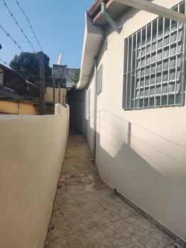 Casa para Venda por R$650.000,00 com 200m², 2 dormitórios, 1 vaga e 1 banheiro - Penha, São  paulo / SP