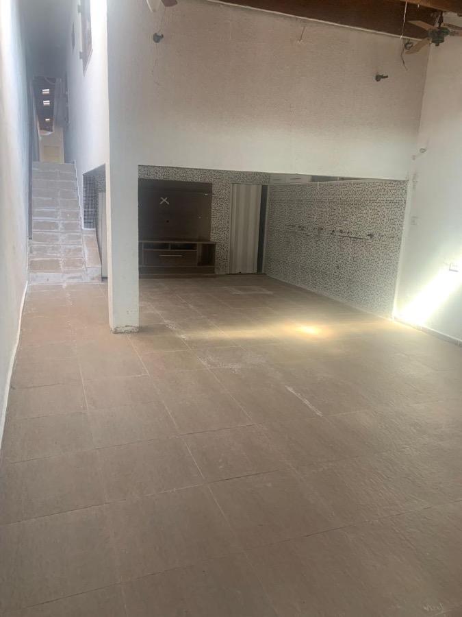 Casa, 3 quartos, 200 m² - Foto 13