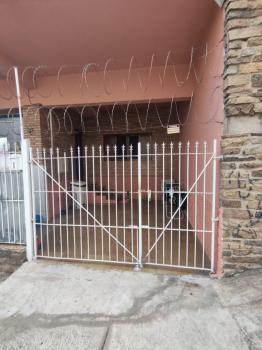 Casa para Venda por R$1.300.000.000,00 e Aluguel á R$4.500,00/Mês com 3 dormitórios, 1 suite e 8 vagas - Vila paranaguá, Sao paulo / SP