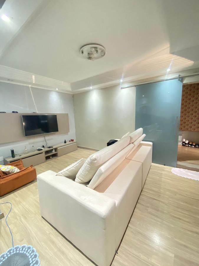 Casa, 5 quartos, 323 m² - Foto 2