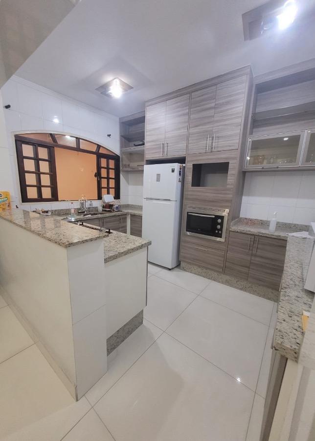 Casa, 3 quartos, 256 m² - Foto 8