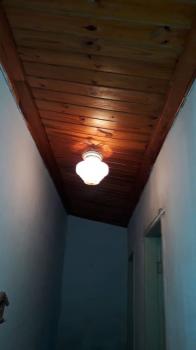Casa para Venda por R$180.000,00 com 200m², 2 dormitórios, 4 vagas e 2 banheiros - Travessão, Caraguatatuba / SP