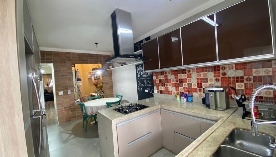 Sobrado, 3 quartos, 240 m² - Foto 4