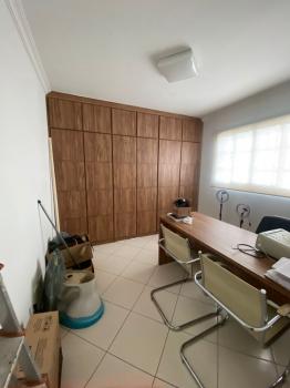 Casa para Venda por R$680.000,00 com 5 dormitórios, 1 suite e 2 vagas - Ponte rasa, São paulo / SP