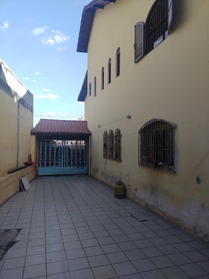 Casa, 3 quartos, 200 m² - Foto 3