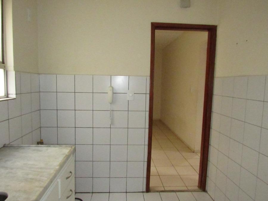 Apartamento à venda com 1 quarto, 38m² - Foto 13