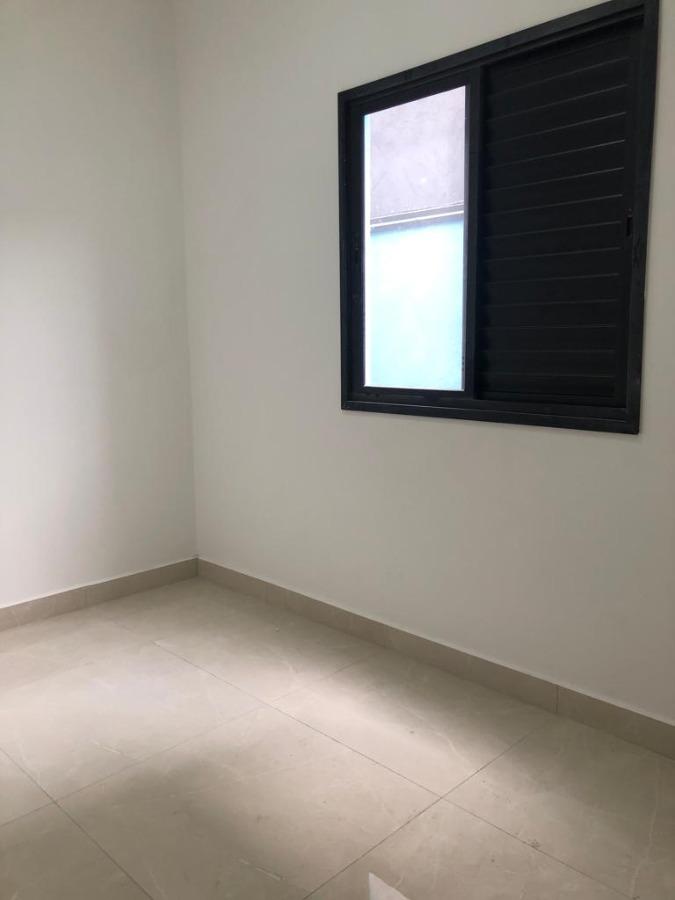 Casa à venda com 2 quartos, 62m² - Foto 12