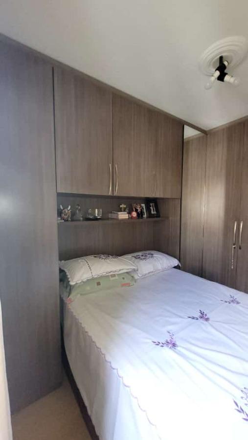 Apartamento à venda com 2 quartos, 49m² - Foto 12