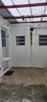 Casa para Venda por R$370.000,00 com 150m², 2 dormitórios, 2 vagas e 2 banheiros - Vila rosária , São paulo / SP