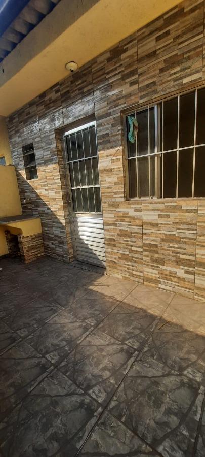 Casa, 5 quartos, 269 m² - Foto 2