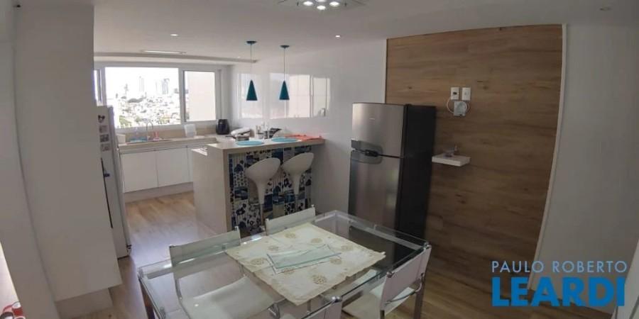 Sobrado à venda com 3 quartos, 120m² - Foto 18