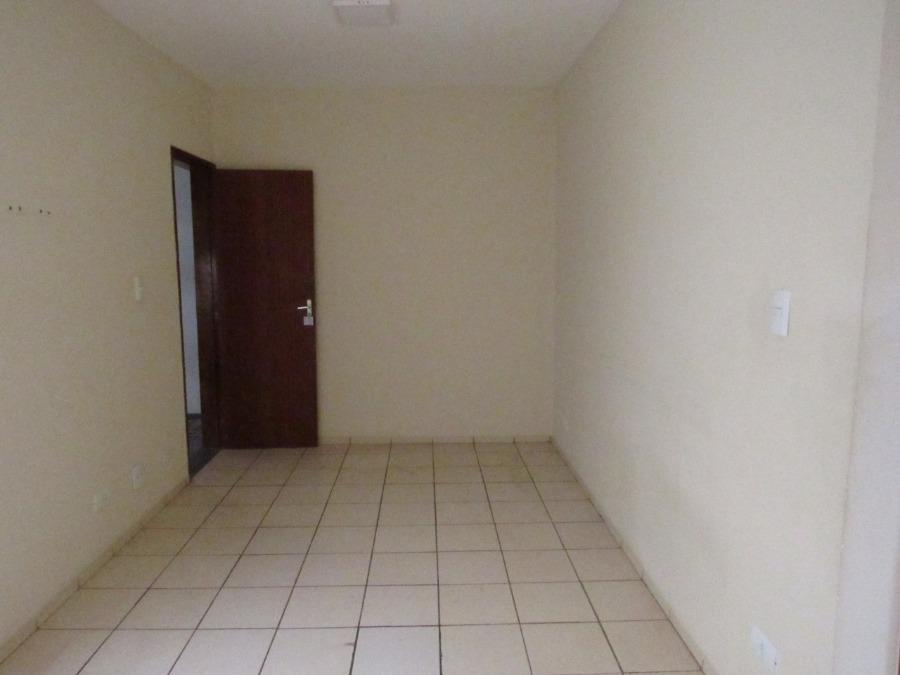 Apartamento à venda com 1 quarto, 38m² - Foto 10