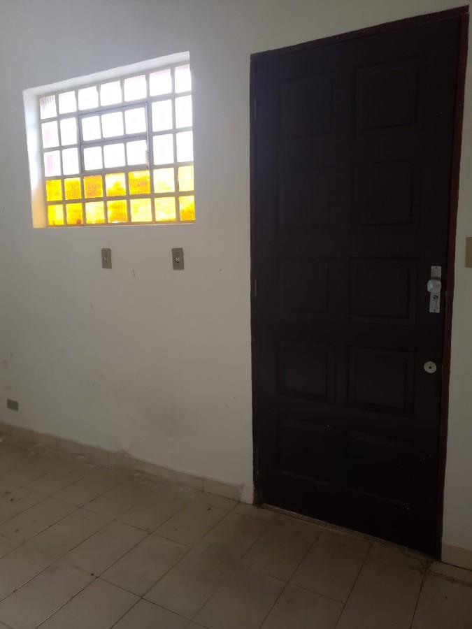 Casa à venda com 4 quartos, 250m² - Foto 8