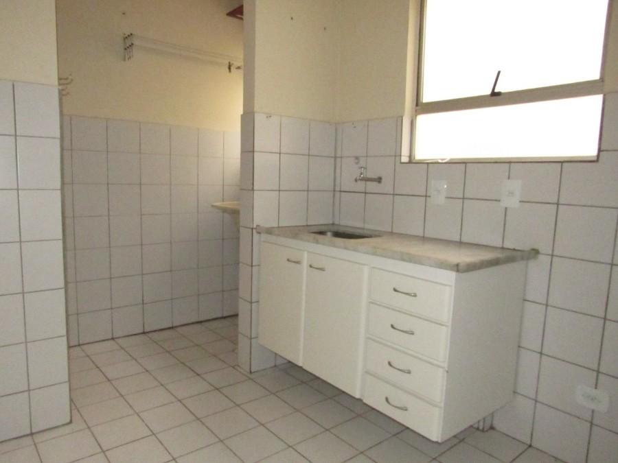 Apartamento à venda com 2 quartos, 37m² - Foto 13