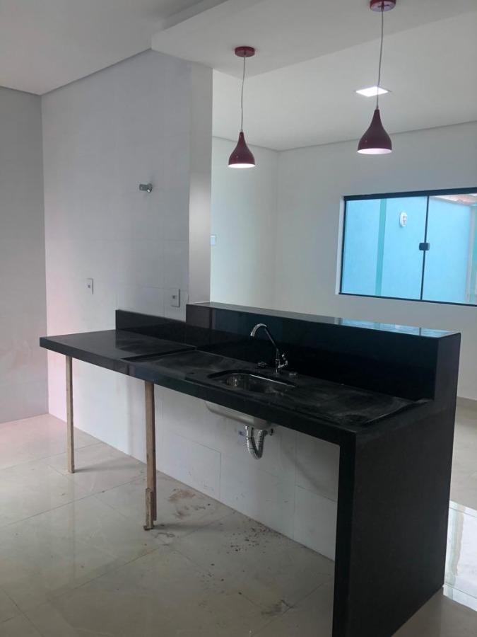 Casa à venda com 2 quartos, 62m² - Foto 9