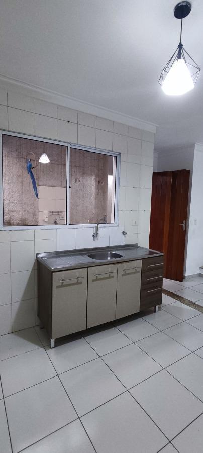 Sobrado à venda com 2 quartos, 100m² - Foto 2