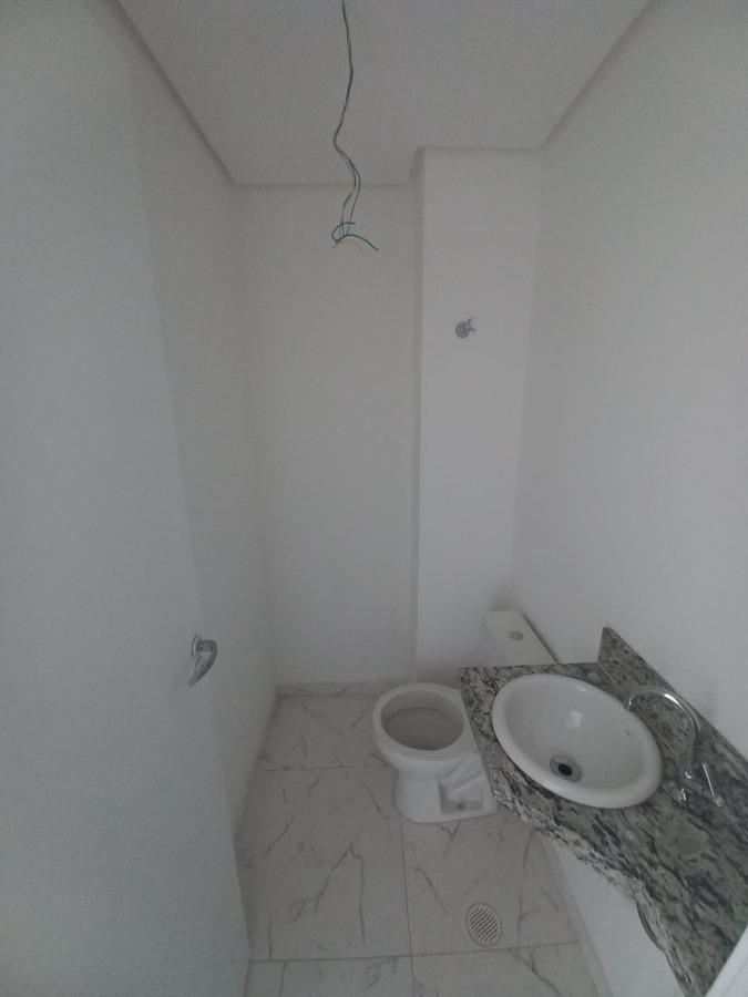 Apartamento à venda com 2 quartos, 70m² - Foto 10