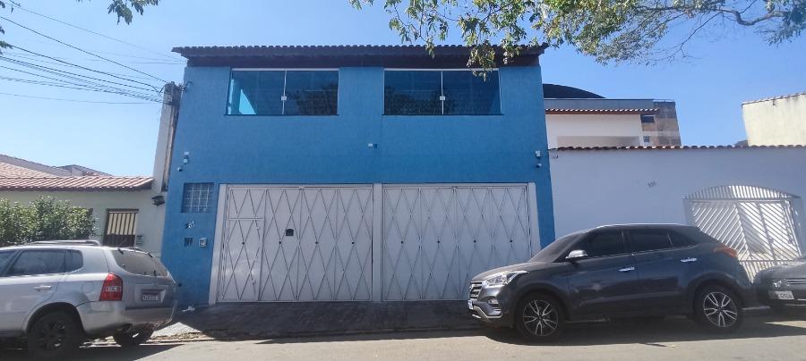 Casa à venda com 1 quarto, 120m² - Foto 1