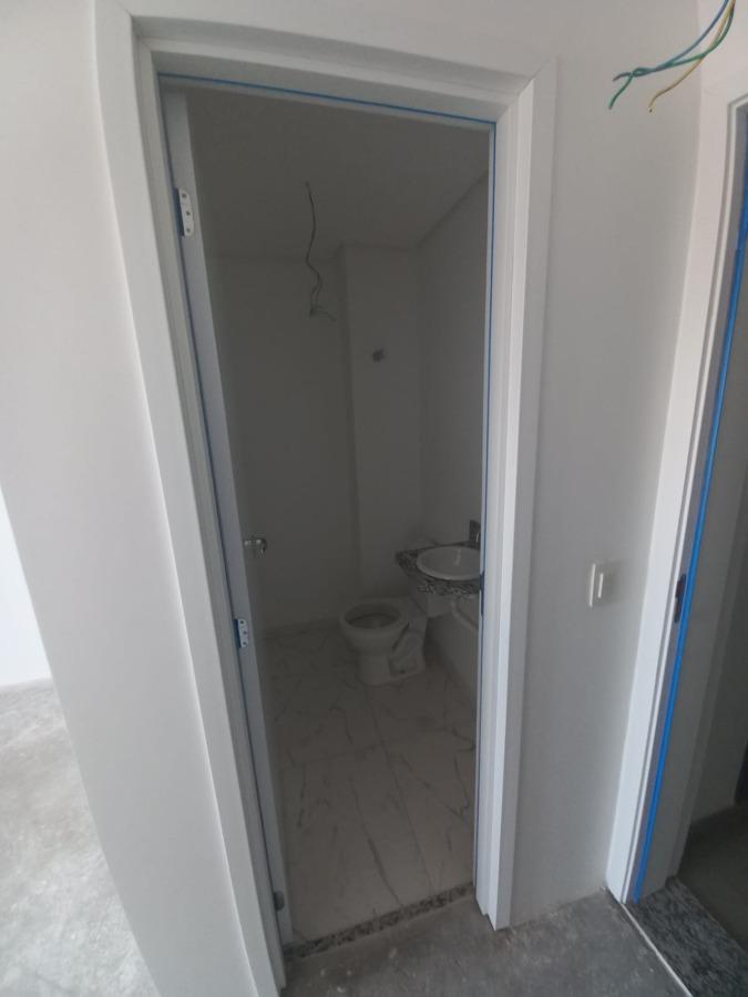 Apartamento à venda com 2 quartos, 70m² - Foto 6