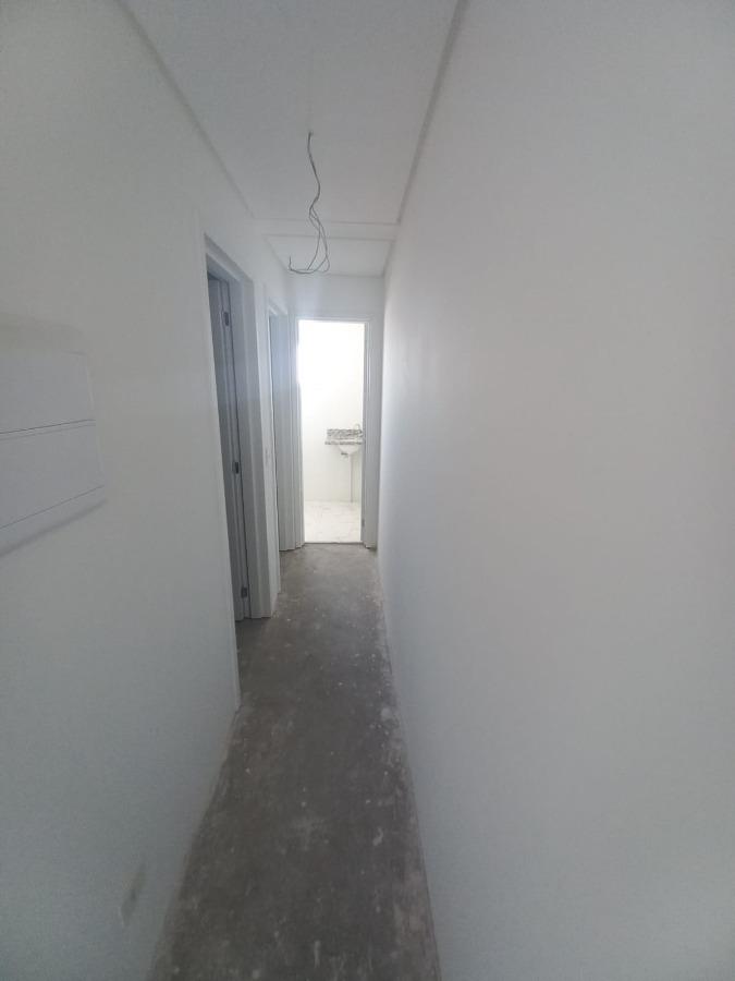 Apartamento à venda com 2 quartos, 70m² - Foto 19