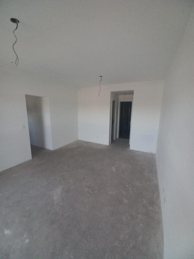 Apartamento à venda com 2 quartos, 70m² - Foto 8