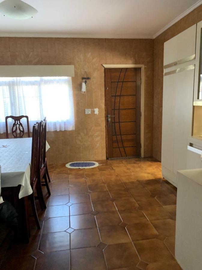 Casa para alugar com 4 quartos, 120m² - Foto 13