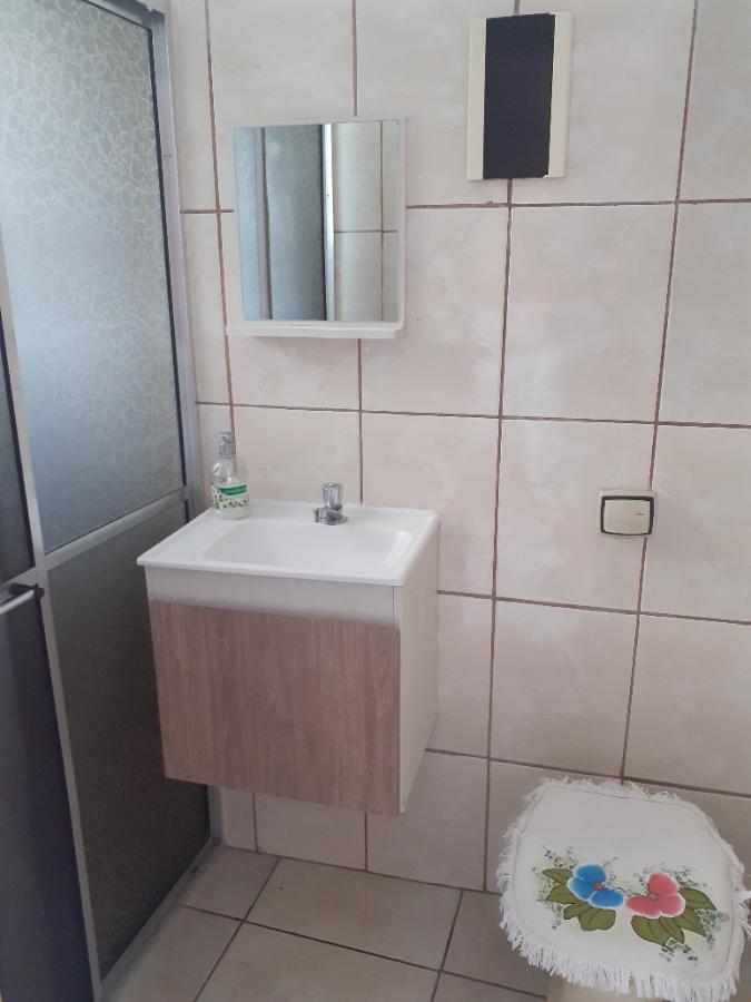 Casa à venda com 2 quartos, 80m² - Foto 12