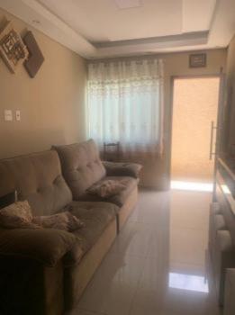 Sobrado para Venda por R$330.000,00 com 2 suites, 1 vaga e 1 banheiro - Vila jacuí, São paulo / SP