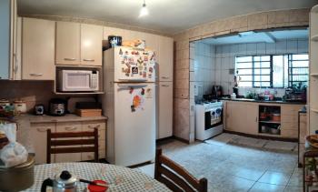 Casa para Venda por R$700.000,00 e Aluguel á R$5.000,00/Mês com 260m², 5 dormitórios, 1 suite e 2 vagas - Jardim das camélias, São paulo / SP