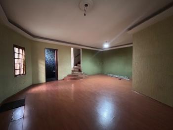 Casa para Aluguel por R$4.000,00/Mês com 5 dormitórios, 2 vagas e 1 banheiro - Vila jacuí, São  paulo / SP