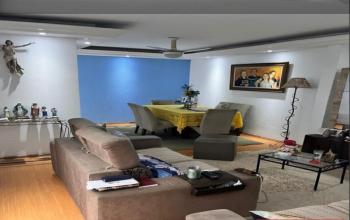 Sobrado para Venda por R$650.000,00 com 4 dormitórios, 1 suite e 4 vagas - Jardim matarazzo, São paulo / SP