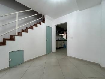 Sobrado para Aluguel por R$2.300,00/Mês com 2 dormitórios, 1 vaga e 1 banheiro - Vila jacuí, São paulo / SP