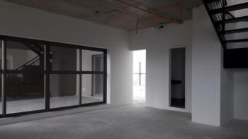 Sala Comercial para Aluguel por R$60.000,00/Mês com 182m², 2 vagas, 3 banheiros e 1 porta - Moema, São paulo / SP