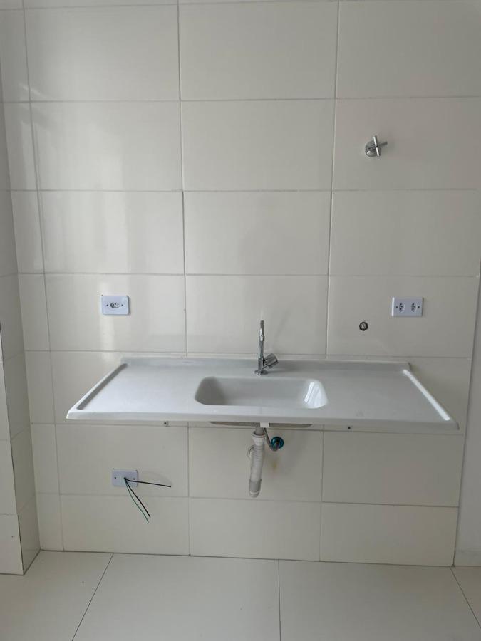 Apartamento à venda com 2 quartos, 40m² - Foto 10