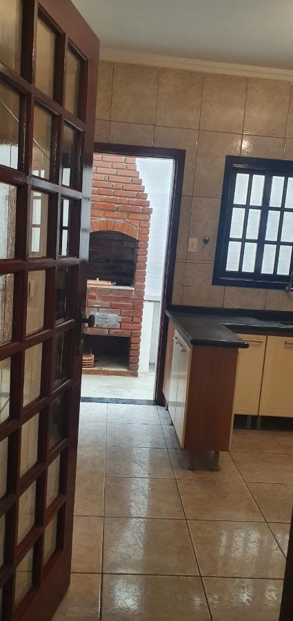 Sobrado à venda com 2 quartos, 110m² - Foto 4