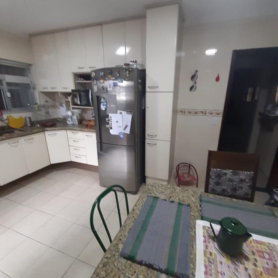 Sobrado à venda com 2 quartos, 120m² - Foto 17